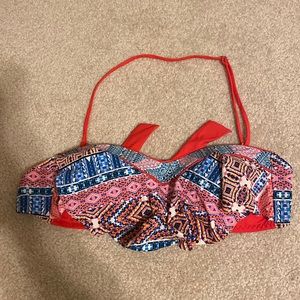 Red Carter bandeau top